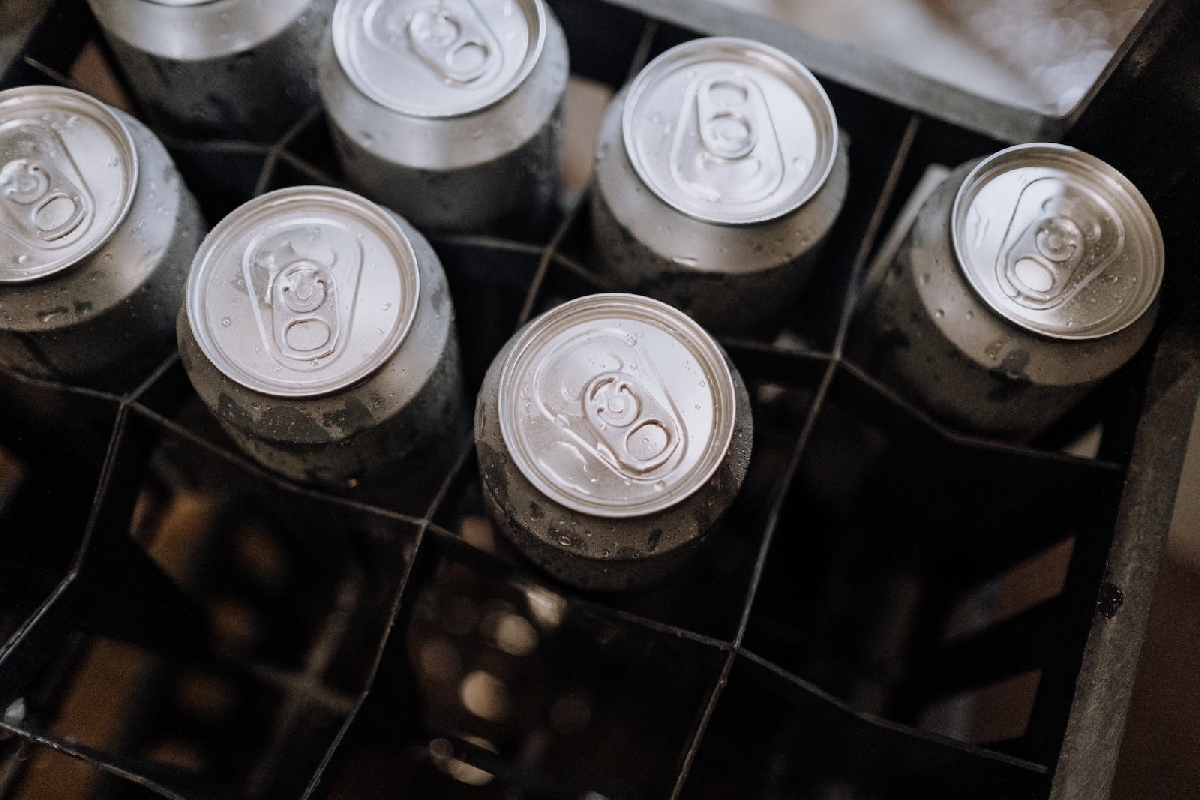 世界各國的啤酒商正致力於淘汰塑料啤酒環