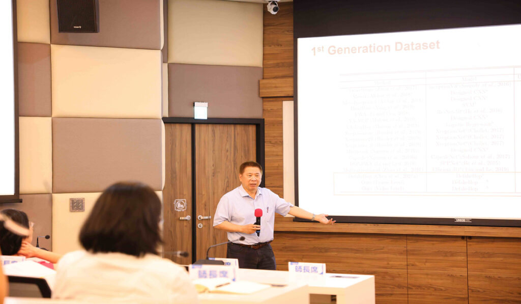 政大資訊學院邀請中研院院士郭宗杰