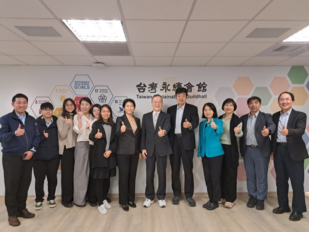 台灣企業永續研訓中心（Taiwan Center for Corporate Sustainability, TCCS）隸屬於台灣永續能源研究基金會（Taiwan Institute for Sustainable Energy, TAISE），秉持基金會「推動永續能源研究發展，促進永續能源建設」之宗旨，長期致力於提升會員企業服務。自 2022 年 9 月啟動「CSR Café」交流機制以來，TCCS 已與眾多企業進行深度會談，協助企業在變動的局勢中提升永續競爭力與續航力。